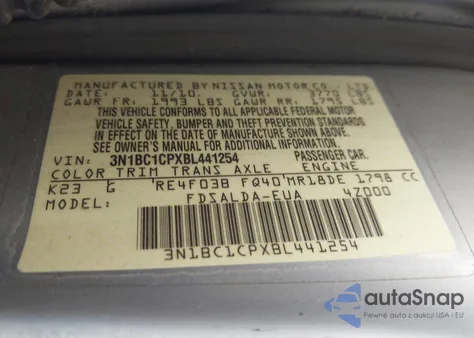 2011 Nissan Versa 1.8S z USA, uszkodzony, nr VIN 3N1BC1CPXBL441254